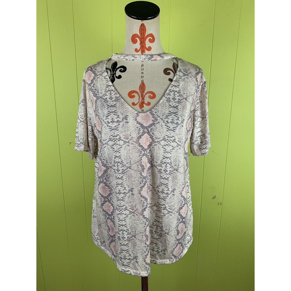 143 STORY by LINE UP Womens M Blouse Short Sleeve Snake Print V Neck